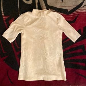 Never worn!! XS Uniqlo baby pink turtleneck tee with long short sleeves